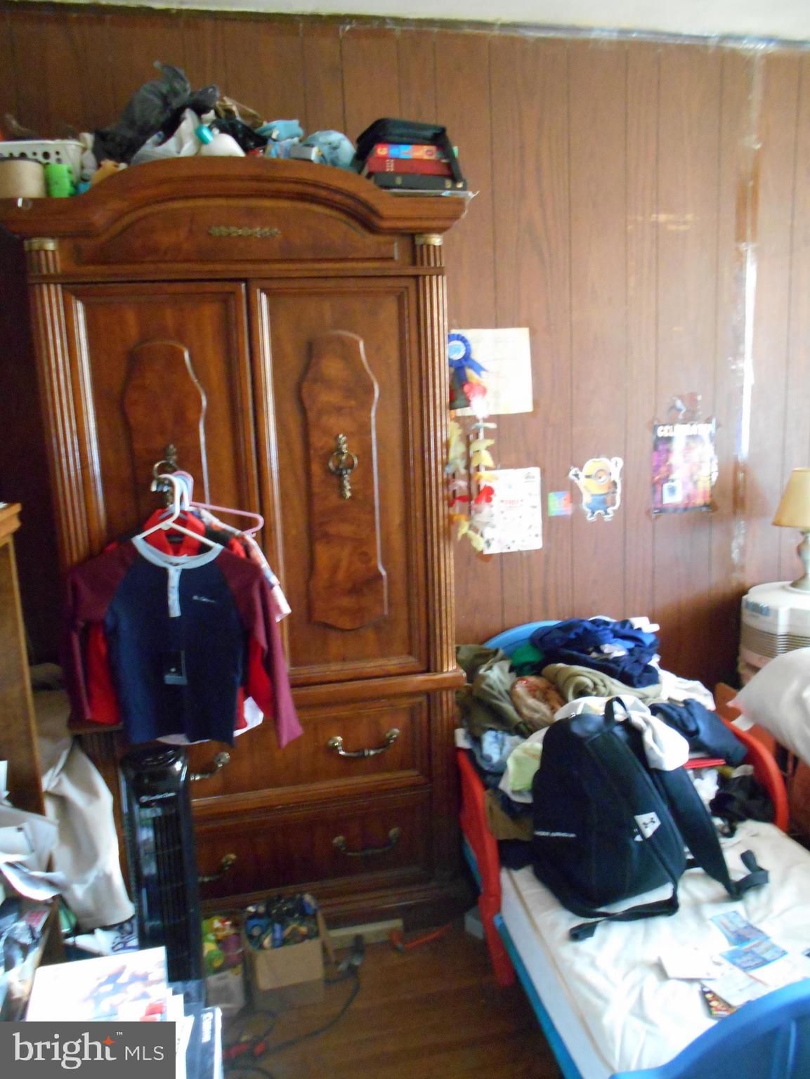 323 West Riverview Road Baltimore, MD 21225 - Photo 13 of 26 Bedroom 3