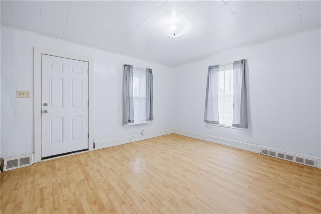 1016 Hamilton Avenue Farrell, PA 16121 - Photo 6 of 35 Gallery Image 6
