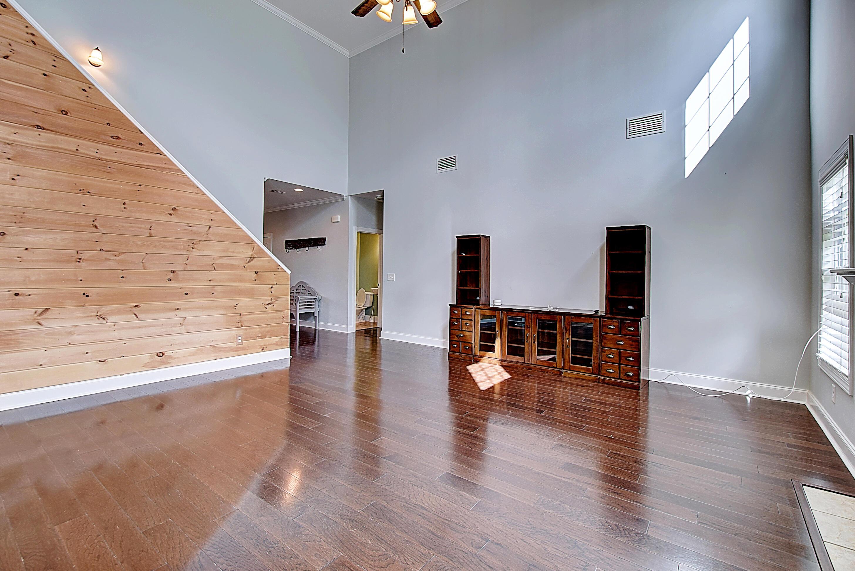 2425 Edinburgh Channel Road Kingsport, TN 37664 - Photo 11 of 26 DSC_0387_88_89_90
