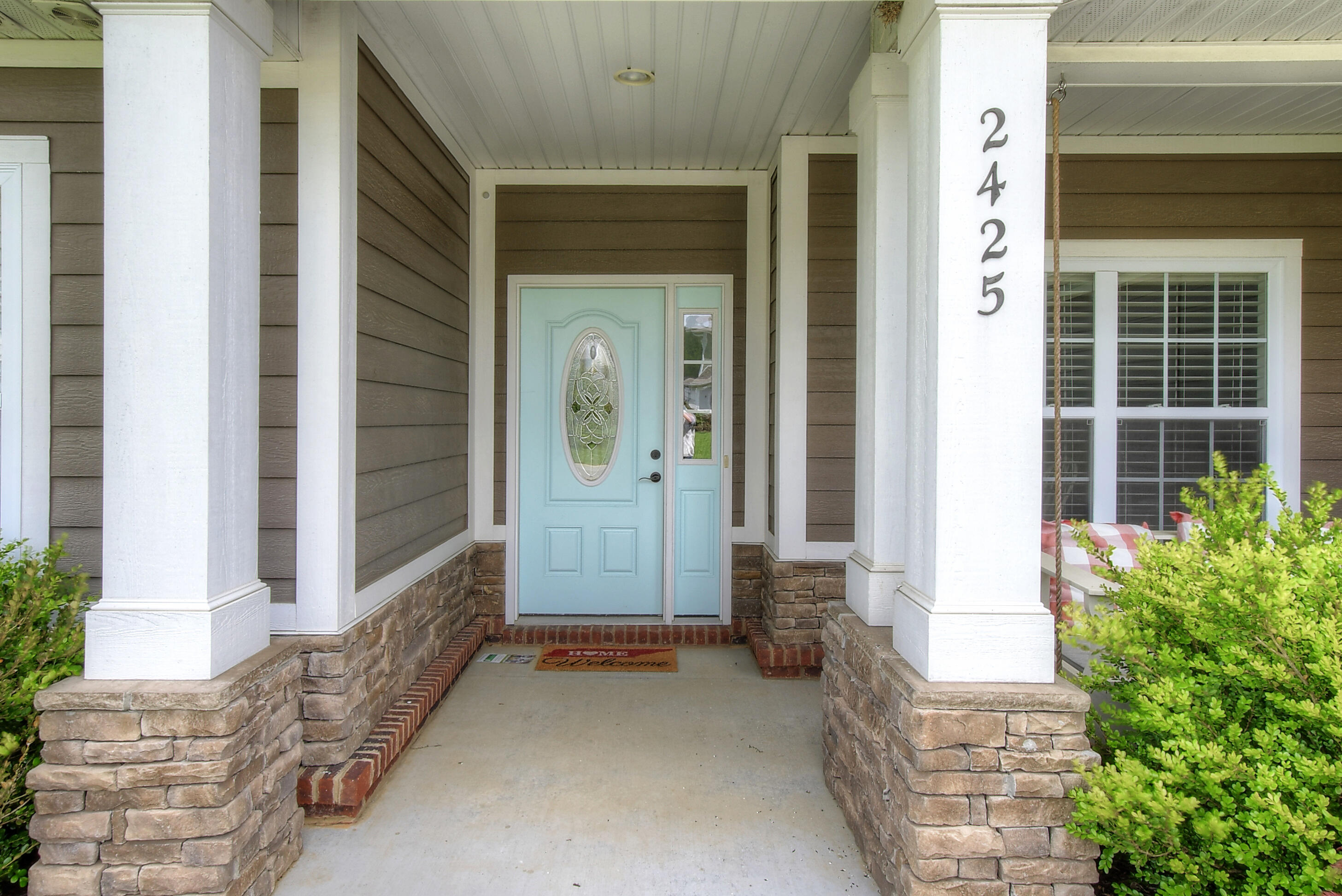 2425 Edinburgh Channel Road Kingsport, TN 37664 - Photo 7 of 26 7