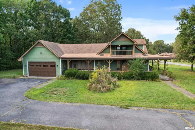 $235,000 | 15 White Oak Lane, Metropolis, IL 62960