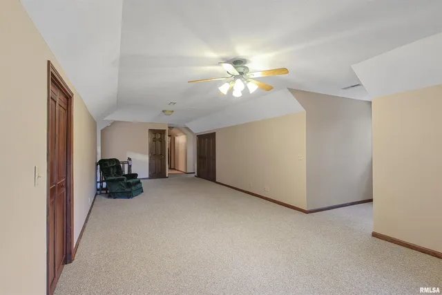 $235,000 | 15 White Oak Lane, Metropolis, IL 62960