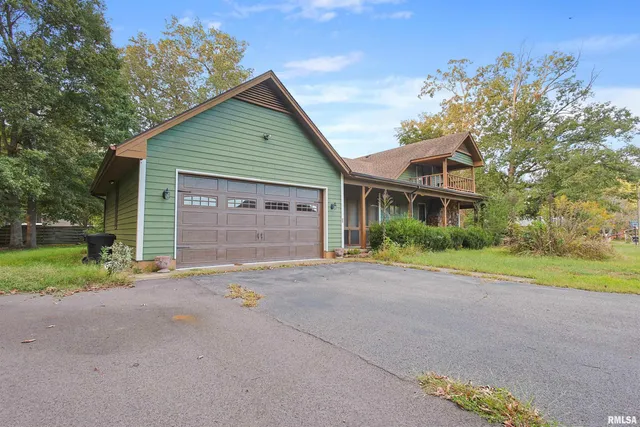 $235,000 | 15 White Oak Lane, Metropolis, IL 62960