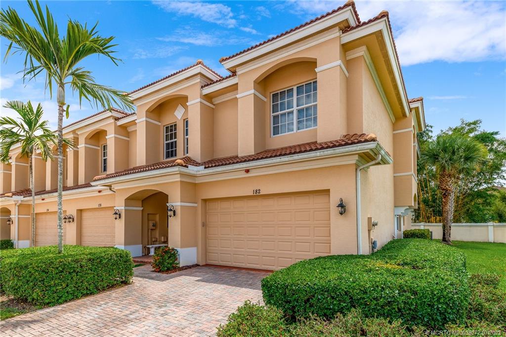 182 Southwest Walking Path Stuart, FL 34997 - Photo 1 of 31 Gallery Image 1