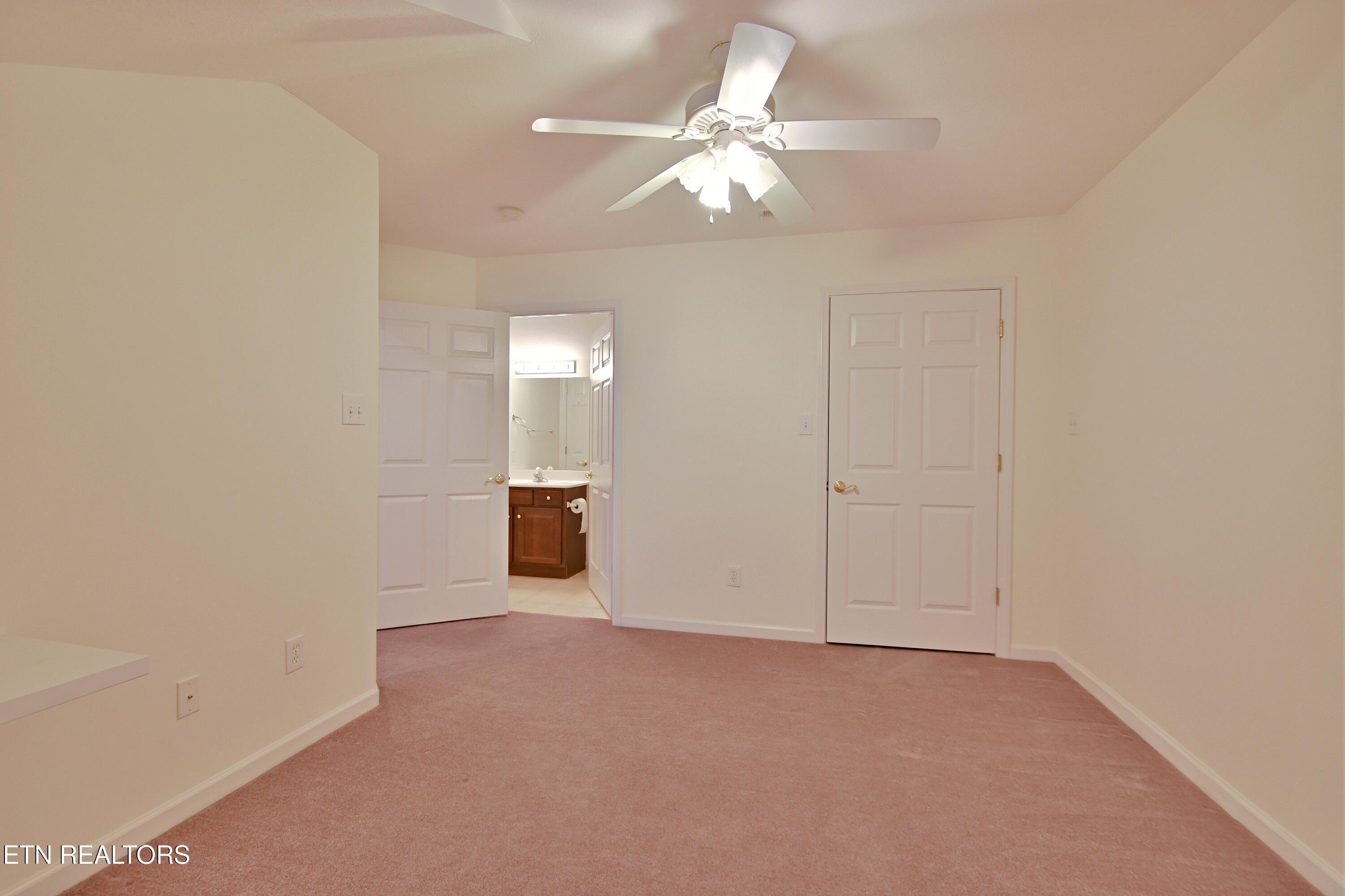 7635 St Baron Way Powell, TN 37849 - Photo 24 of 31 Upstairs 2nd Bedroom