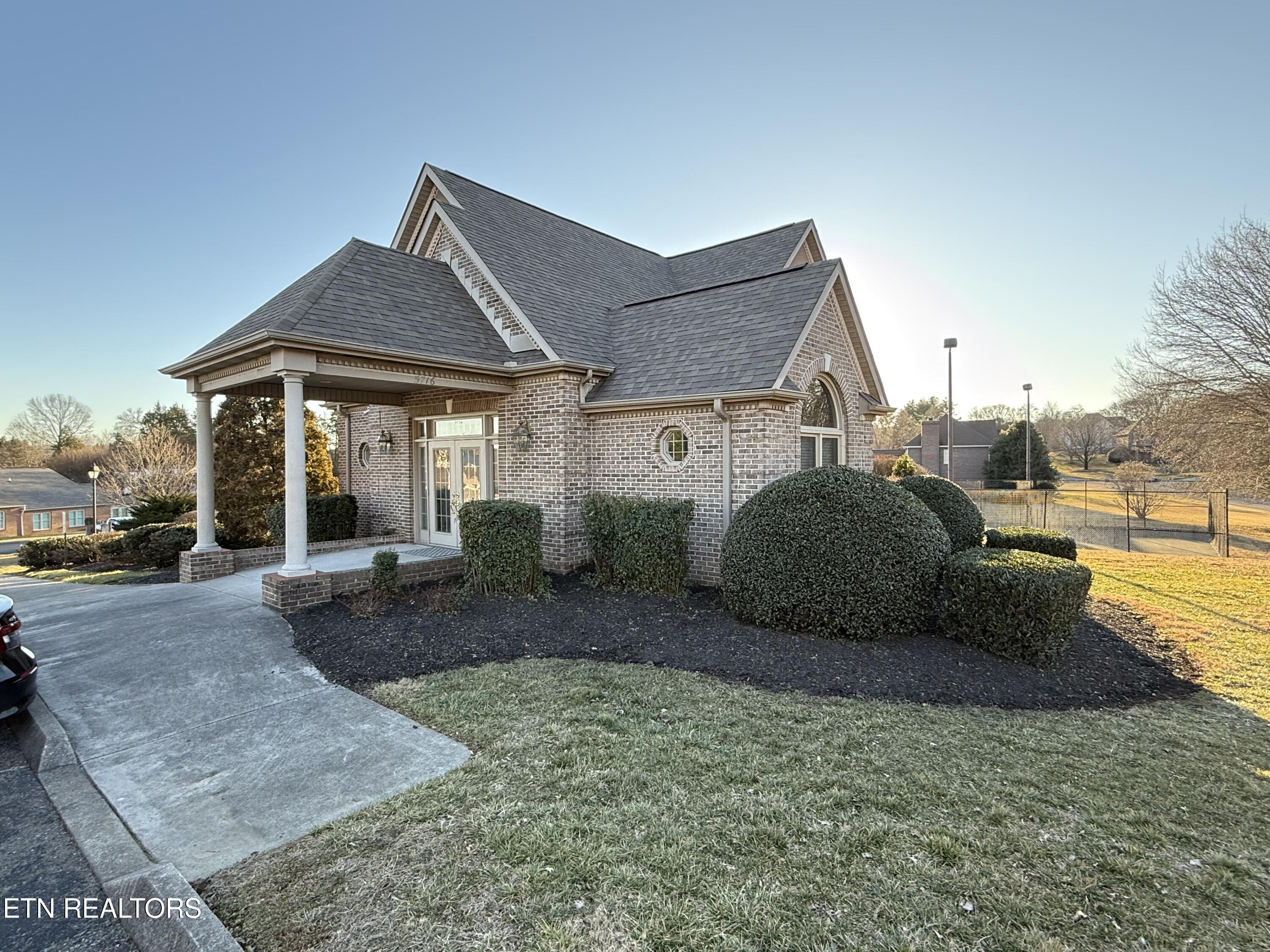 7635 St Baron Way Powell, TN 37849 - Photo 30 of 31 Clubhouse