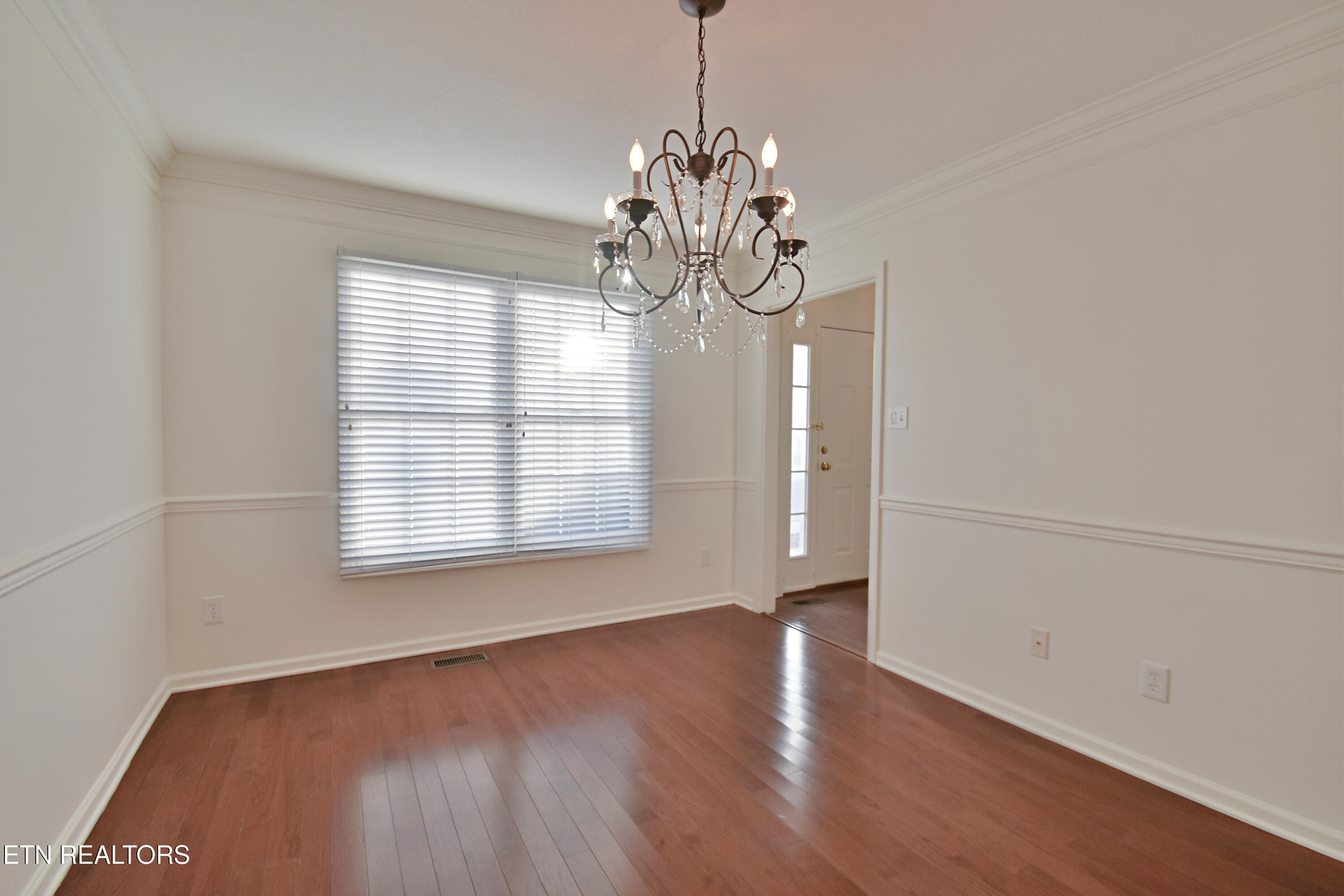 7635 St Baron Way Powell, TN 37849 - Photo 8 of 31 Dining Room