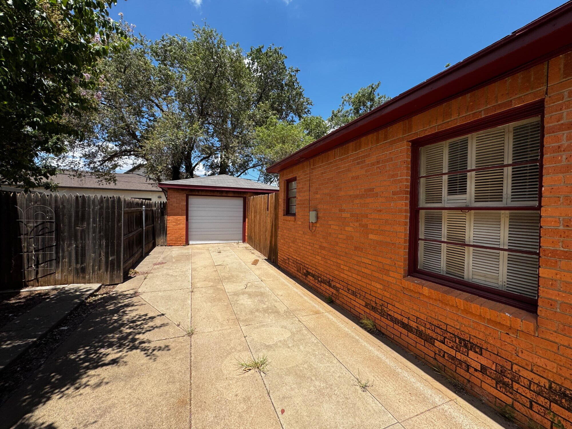 3808 23rd Street Lubbock, TX 79410 - Photo 2 of 12 IMG_7279