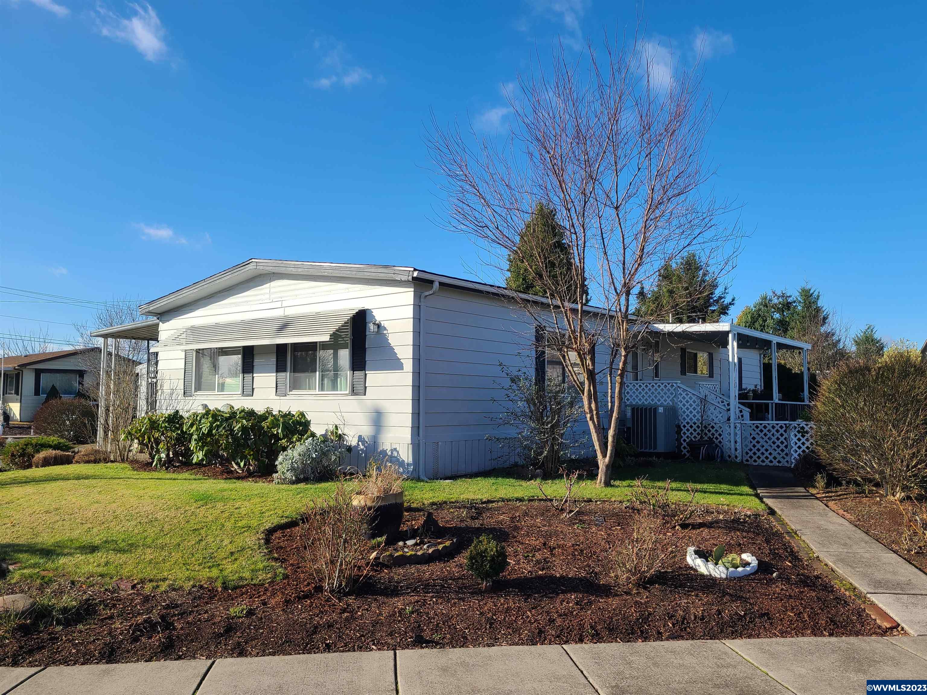 5510 Windsor Island Road North, Unit 26 Keizer, OR 97303 - Photo 4 of 32