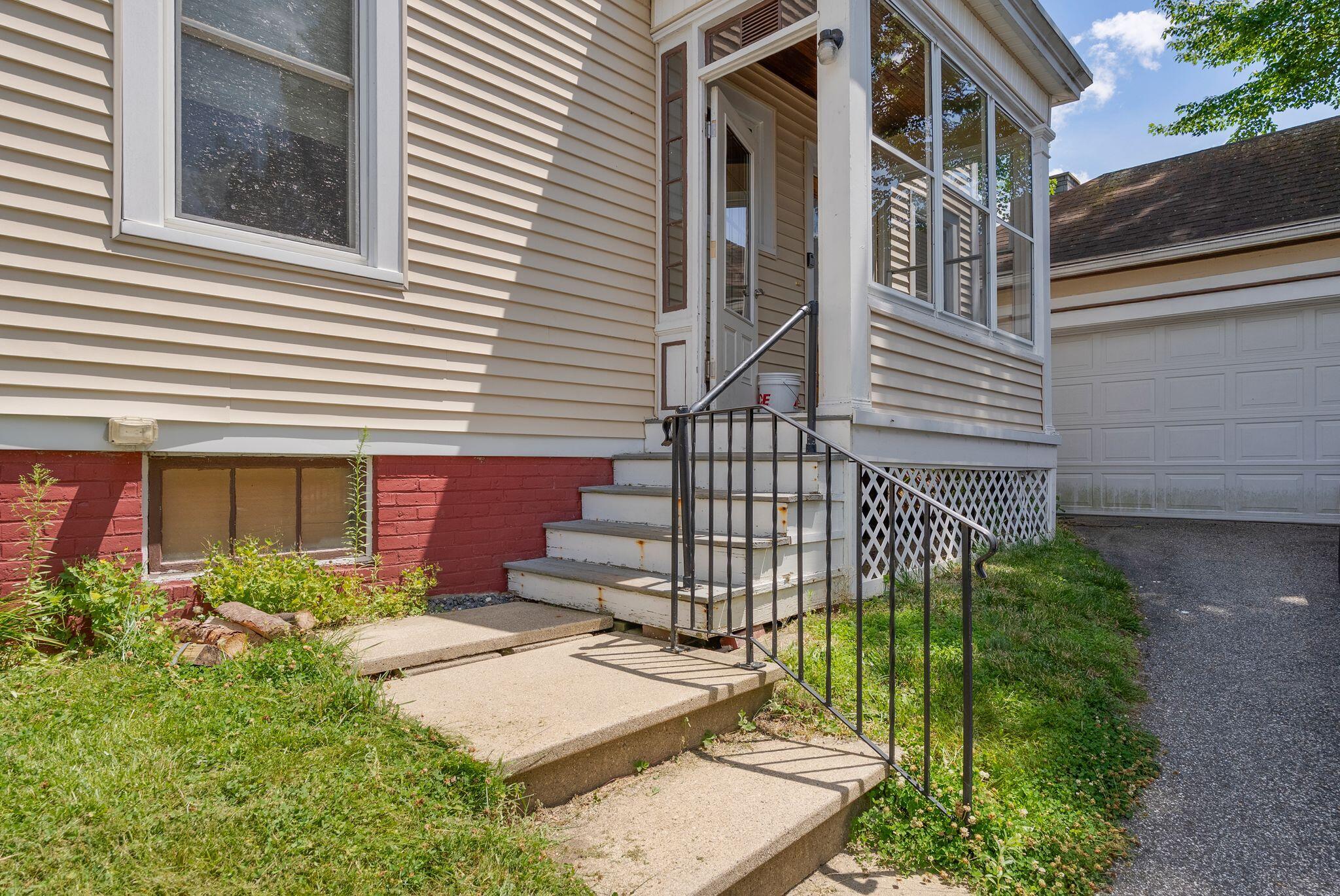 171 Walnut Street Lewiston, ME 04240 - Photo 33 of 39 171 Walnut Street