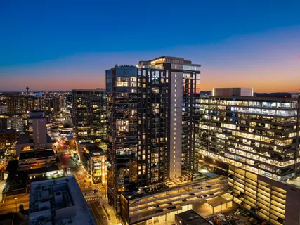 $2,095,000 | 1212 Demonbreun Street, Unit 2801, Nashville, TN 37203
