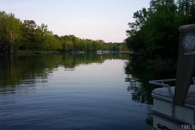 114 Waters Edge Road Henderson, NC 27537 - Photo 4 of 12 Gallery Image 4