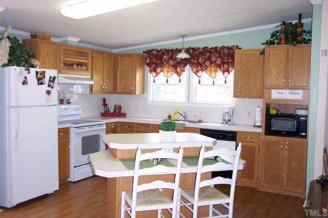 114 Waters Edge Road Henderson, NC 27537 - Photo 9 of 12 Gallery Image 9