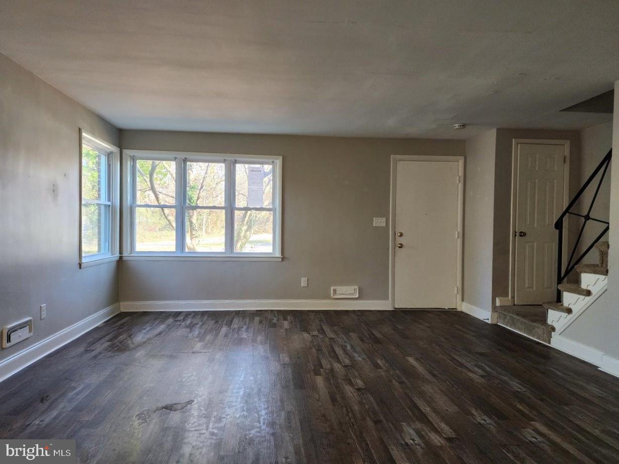803 Reverdy Road Baltimore, MD 21212 - Photo 5 of 28