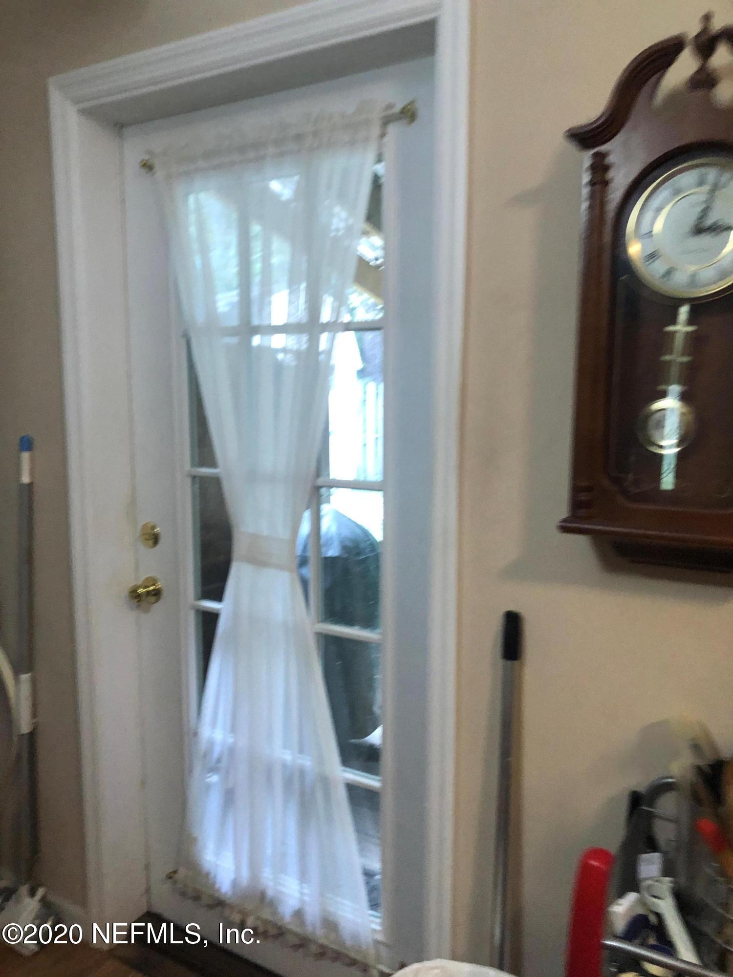 1101 Colley Road Starke, FL 32091 - Photo 4 of 13 DiningRoomExit