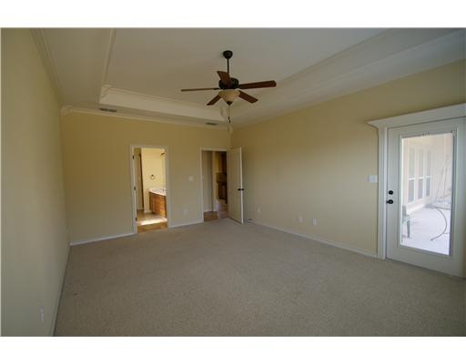 8210 Azimuth Court Corpus Christi, TX 78414 - Photo 6 of 10 a view of a livingroom with a ceiling fan and window