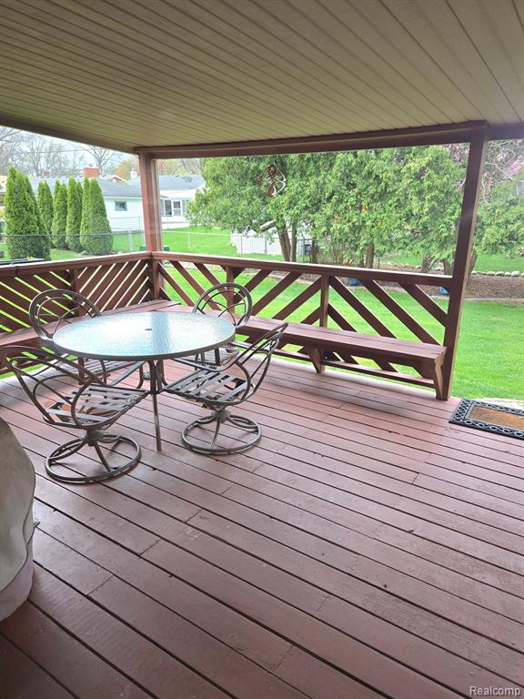 14879 Riverside Street Livonia, MI 48154 - Photo 16 of 42 Gallery Image 16