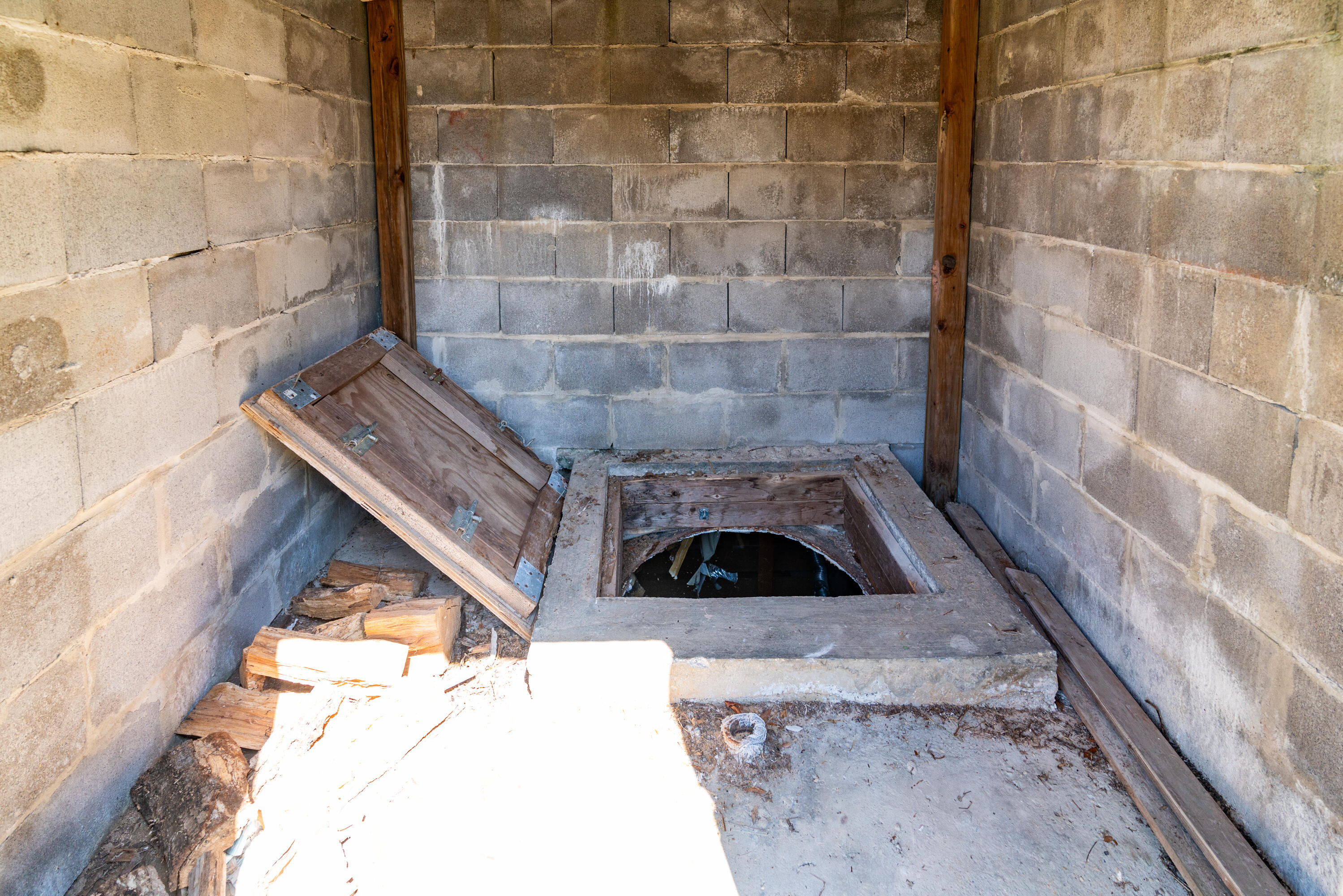 1032 Whitehead Drive Holt, FL 32564 - Photo 37 of 40