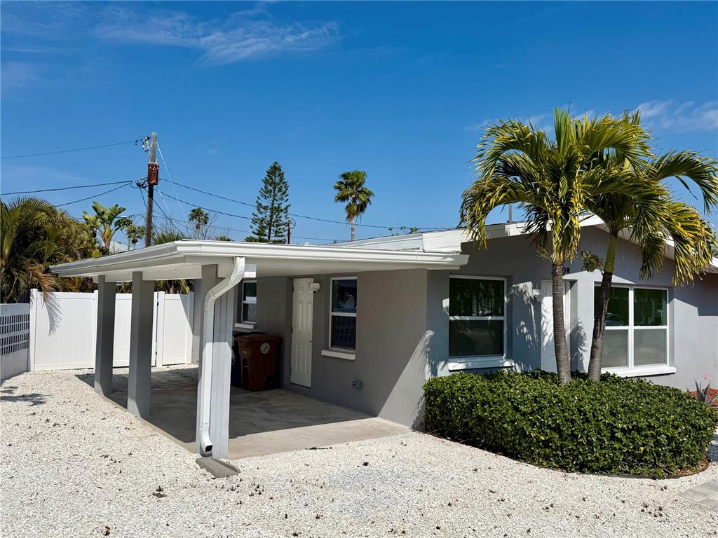 200 140th Avenue East, Unit W Madeira Beach, FL 33708 - Photo 4 of 35