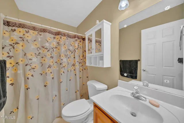 $379,000 | 123 Eastland Drive, Elizabethton, TN 37643