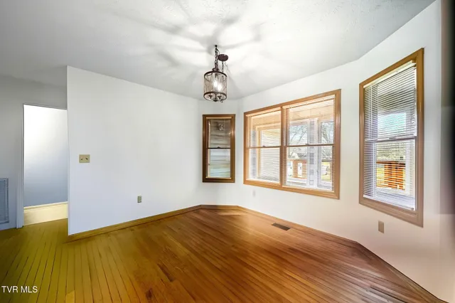 $379,000 | 123 Eastland Drive, Elizabethton, TN 37643