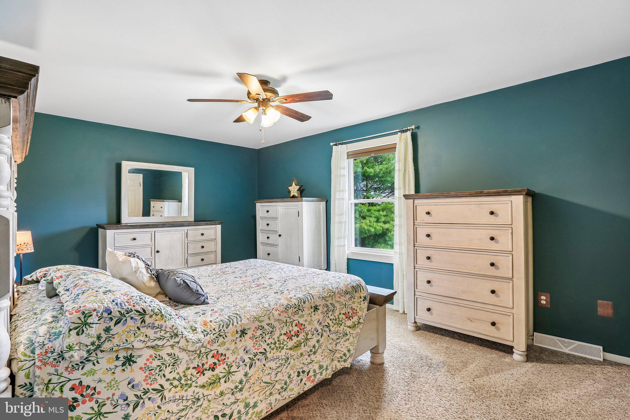 440 Valley View Drive Hanover, PA 17331 - Photo 22 of 35 Primary bedroom!