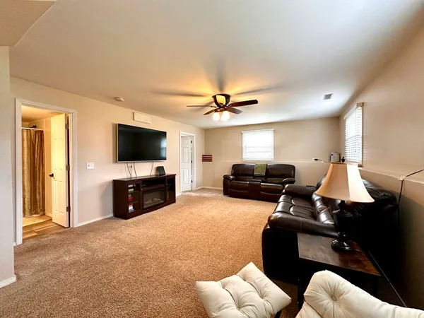 $325,000 | 38093 North Cornell Road, Beach Park, IL 60087