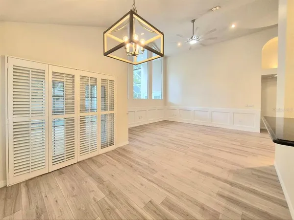 $3,950 | 2214 Green Oaks Lane, Tampa, FL 33612