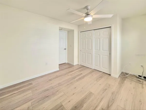 $3,950 | 2214 Green Oaks Lane, Tampa, FL 33612