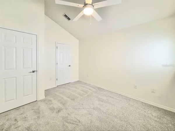 $3,950 | 2214 Green Oaks Lane, Tampa, FL 33612