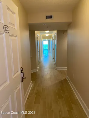 $4,100 | 735 N Highway, Unit 303, Indialantic, FL 32903
