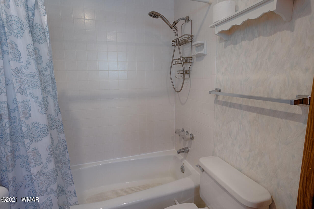 923 Hidden Way Show Low, AZ 85901 - Photo 8 of 16