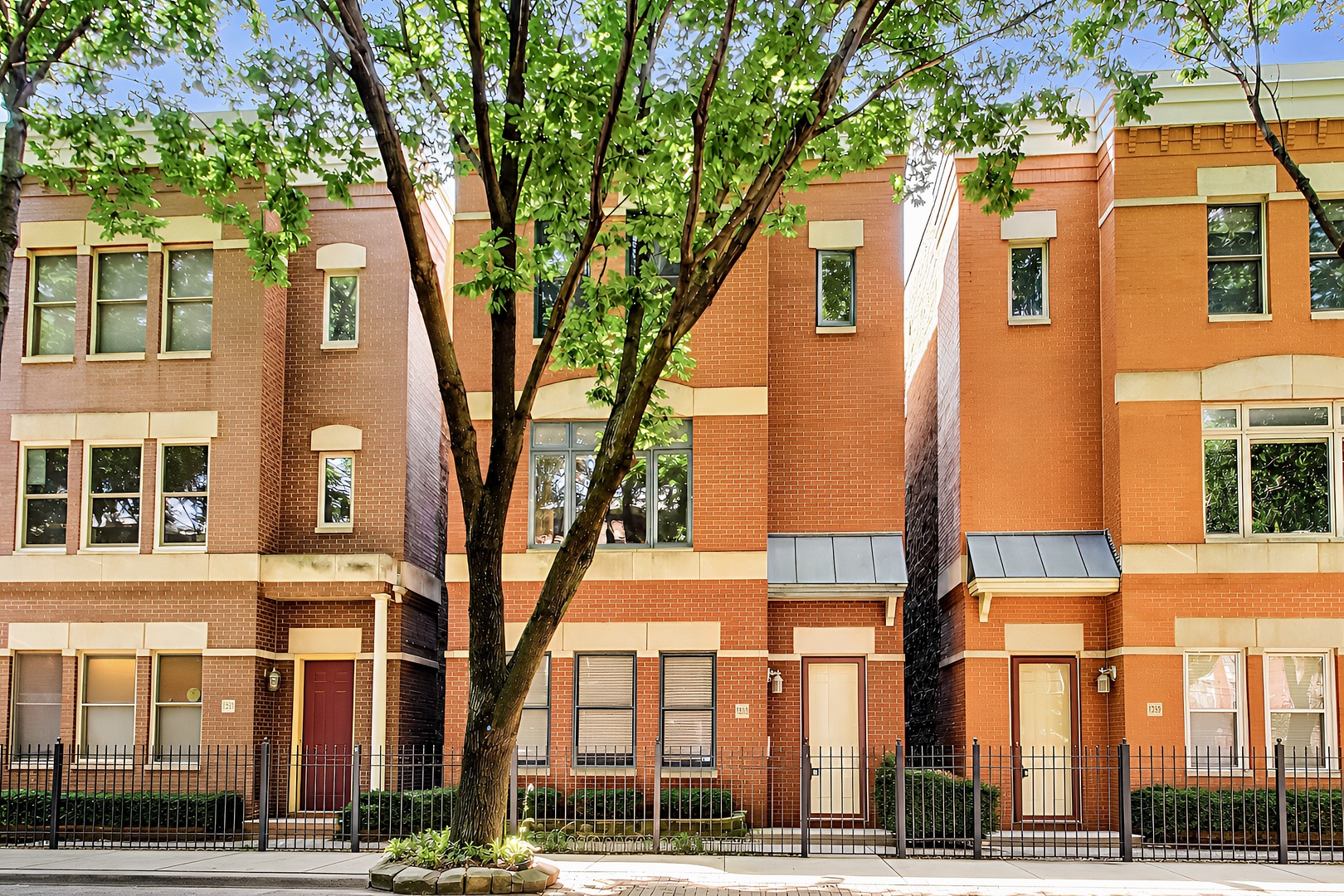1355 West Fillmore Street, Unit B Chicago, IL 60607 - Photo 1 of 27