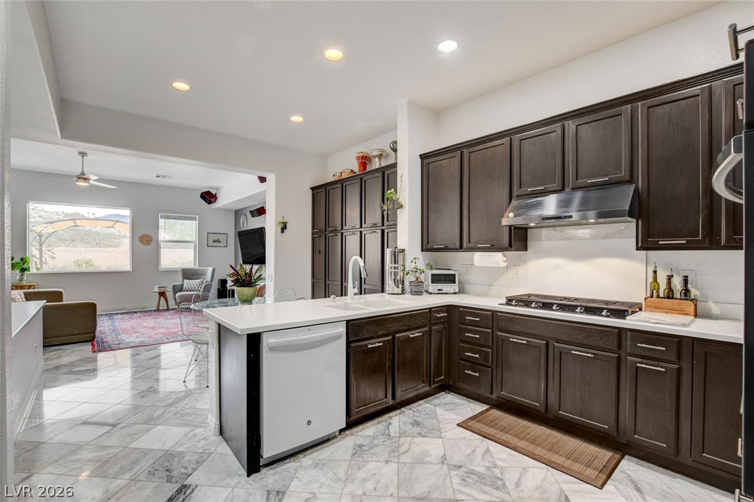 2456 Lothian Street Henderson, NV 89044 - Photo 13 of 47