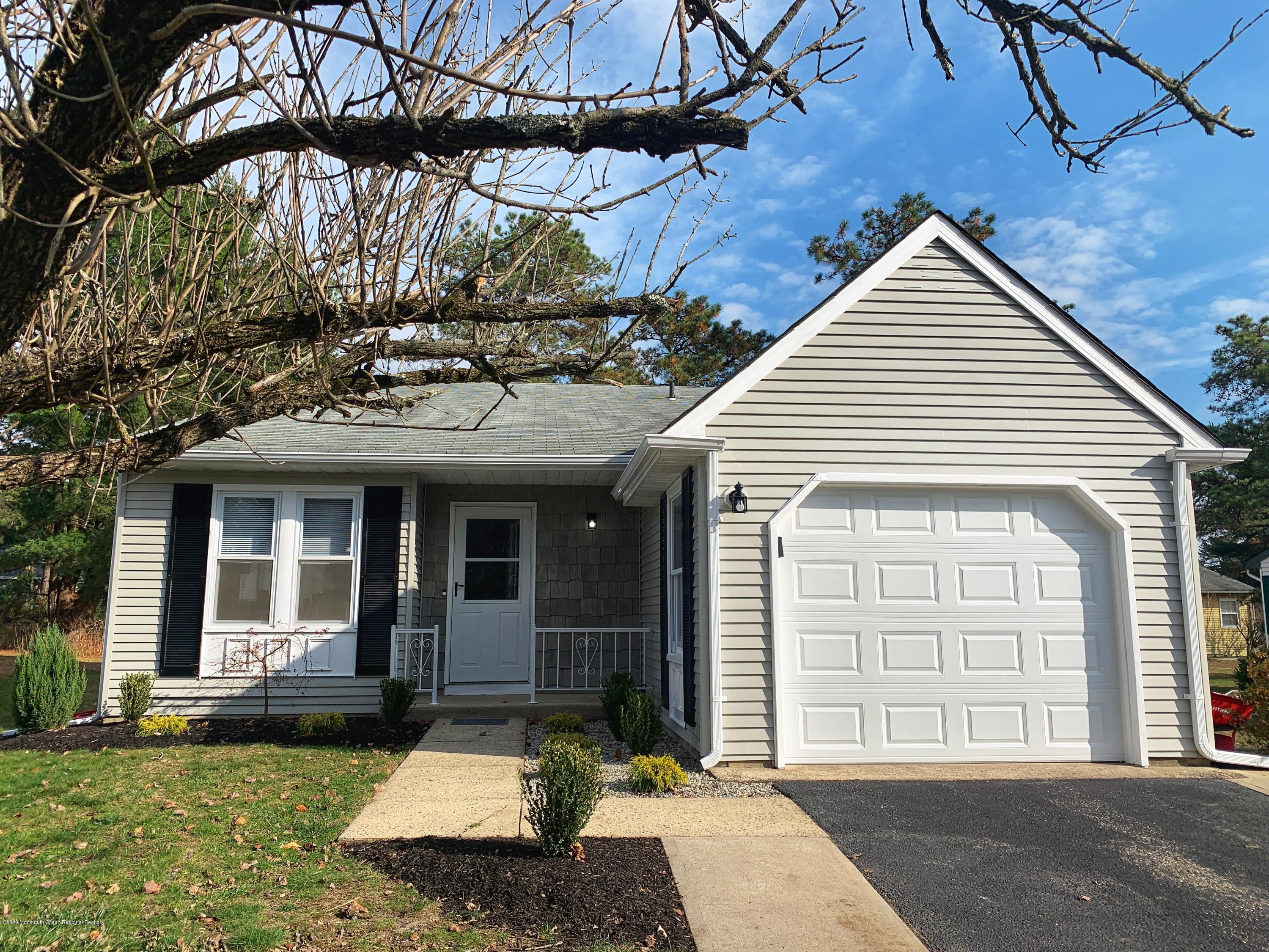 21 Stonybrook Road Whiting, NJ 08759 - Photo 1 of 26 Front