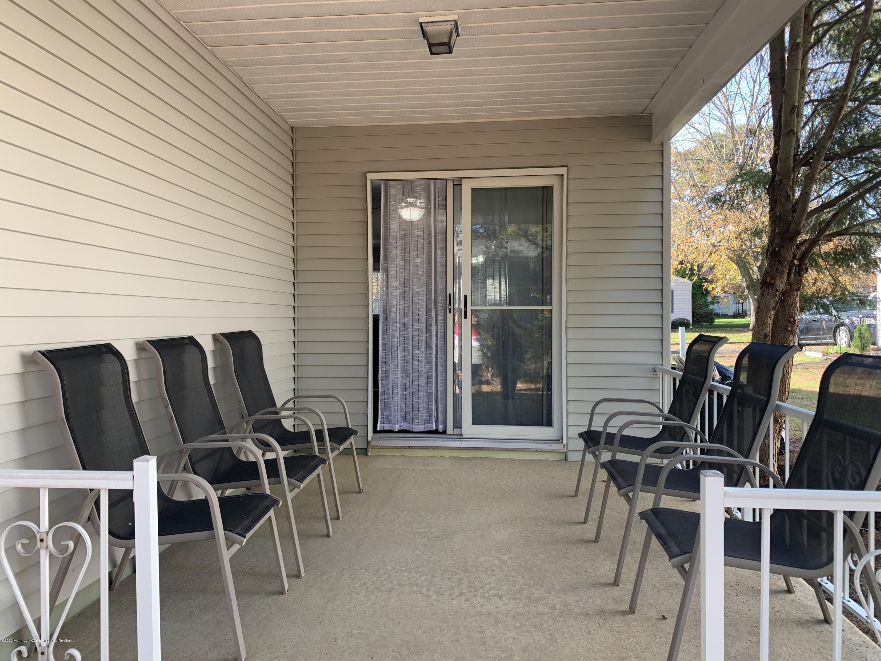 21 Stonybrook Road Whiting, NJ 08759 - Photo 21 of 26 Patio