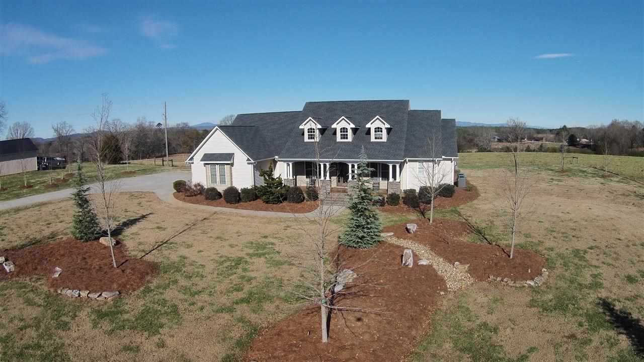 1256 Old House Road Walhalla, SC 29691 - Photo 1 of 35 Gallery Image 1