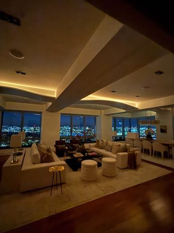 $5,225,000 | 2 Avery Street, Unit 35E, Boston, MA 02111