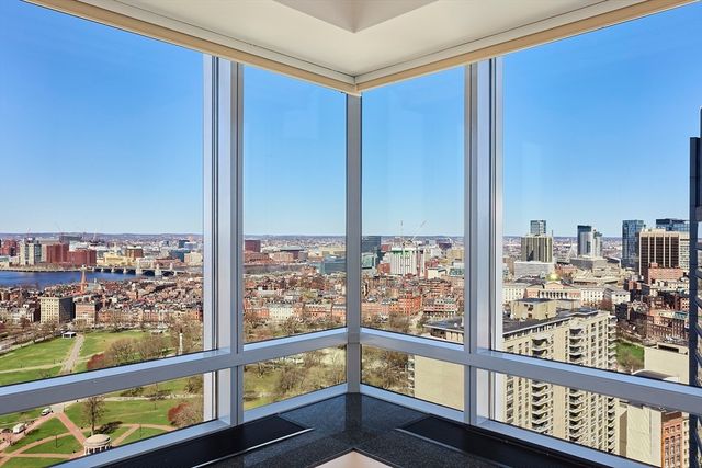 $5,225,000 | 2 Avery Street, Unit 35E, Boston, MA 02111