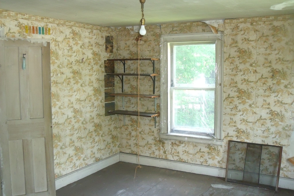 35 Goshen Road Williamsburg, MA 01096 - Photo 20 of 21 a bathroom with a window and a shower