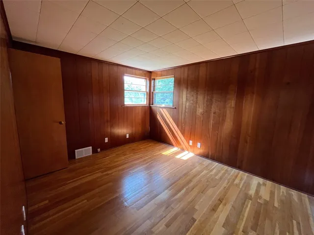 $18,600 | 3011 Country Club Road, Endicott, NY 13760