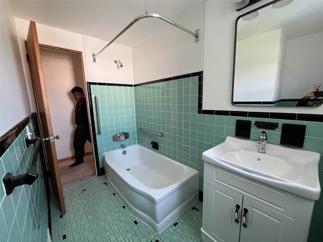 $18,600 | 3011 Country Club Road, Endicott, NY 13760