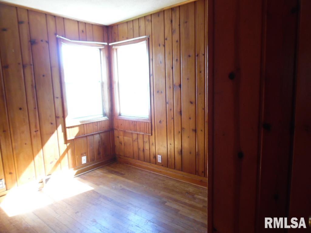 2335 Dunham Street Clinton, IA 52732 - Photo 8 of 12 Gallery Image 8
