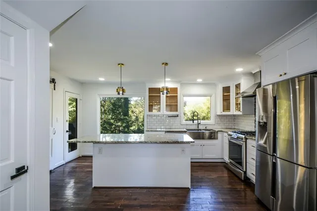 $4,950 | 2704 Margaret Mitchell Drive Northwest, Atlanta, GA 30327