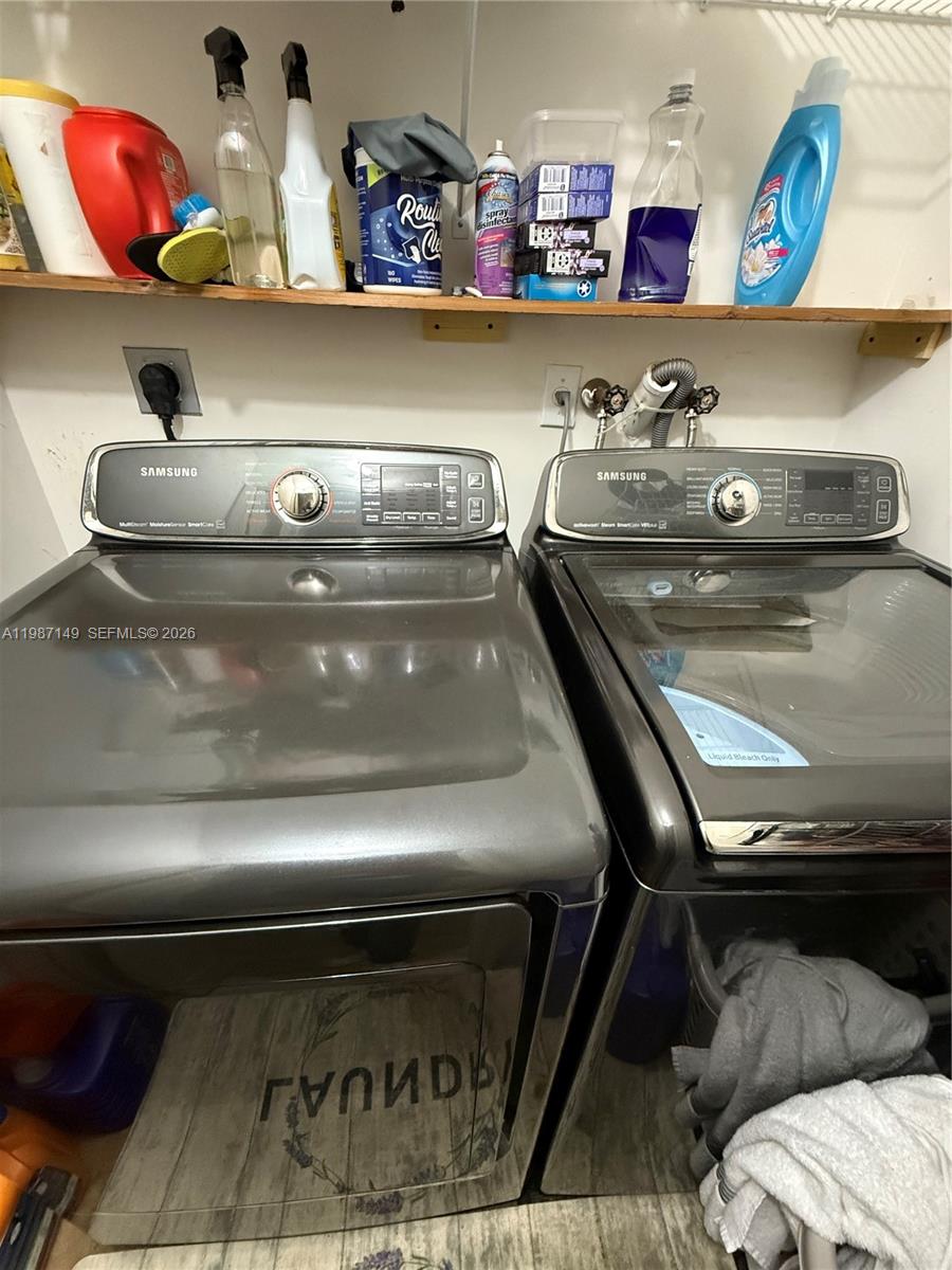 18164 Southwest 149th Place Miami, FL 33187 - Photo 18 of 30