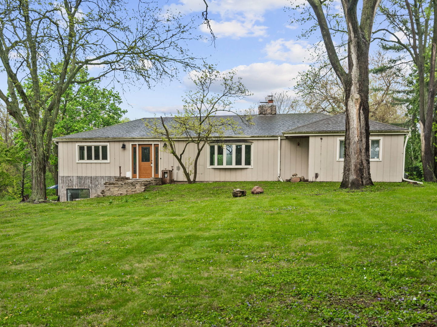 1S655 Taylor Road Glen Ellyn, IL 60137 - Photo 2 of 30