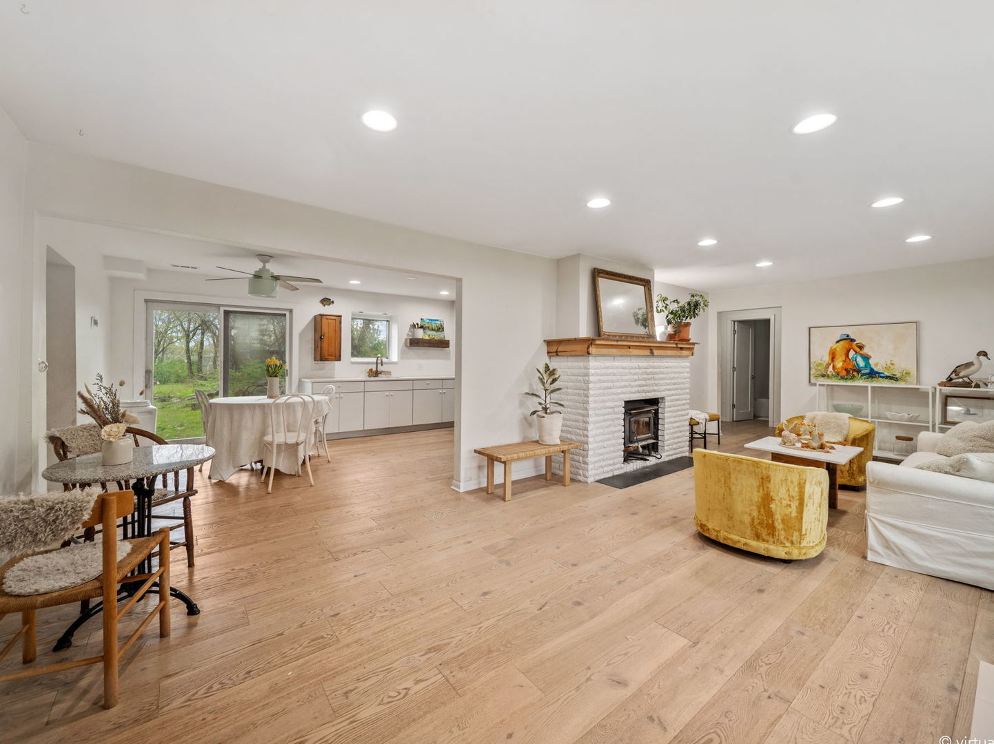 1S655 Taylor Road Glen Ellyn, IL 60137 - Photo 3 of 30