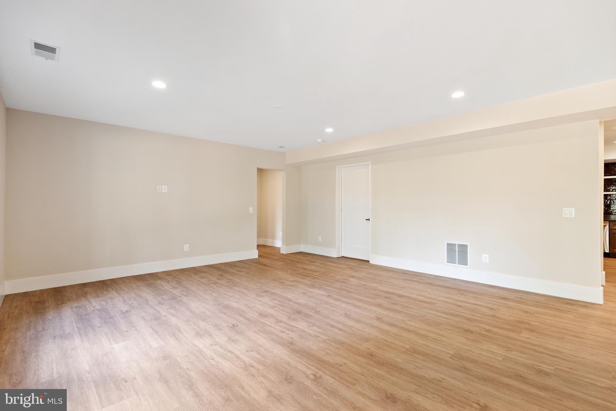 2715 Colt Run Road Oakton, VA 22124 - Photo 22 of 79