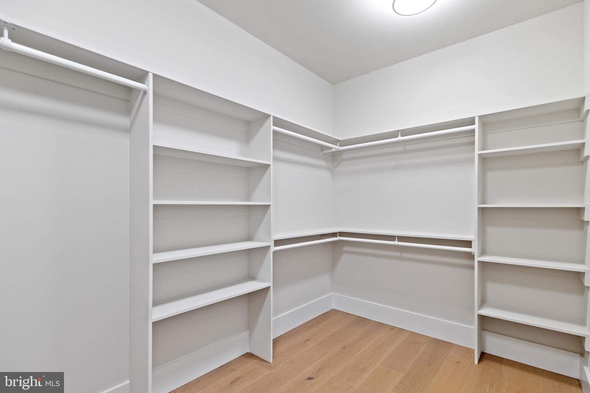 2715 Colt Run Road Oakton, VA 22124 - Photo 30 of 79