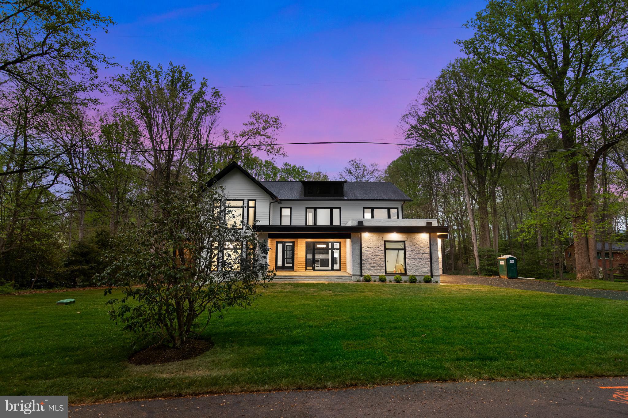 2715 Colt Run Road Oakton, VA 22124 - Photo 3 of 79